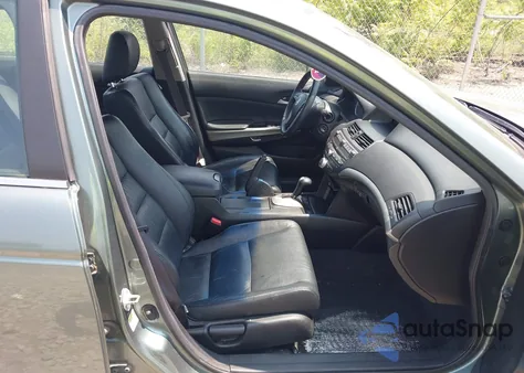 2010 Honda Accord 2.4 Ex-L из США, поврежденный, VIN 1HGCP2E86AA135451